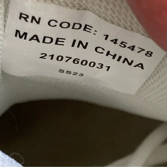 woman’s Mickey Mouse Low Top Bling sneakers Size 7m ( 10.5 “length) - Picture 11 of 12